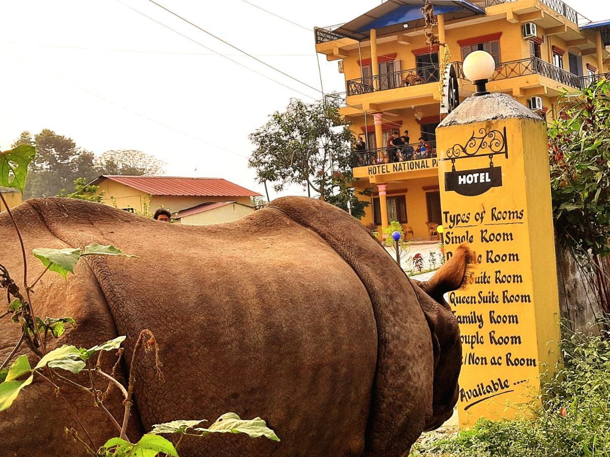 Hotel National Park Sauraha- Homely Stay And Peaceful Location Exterior photo