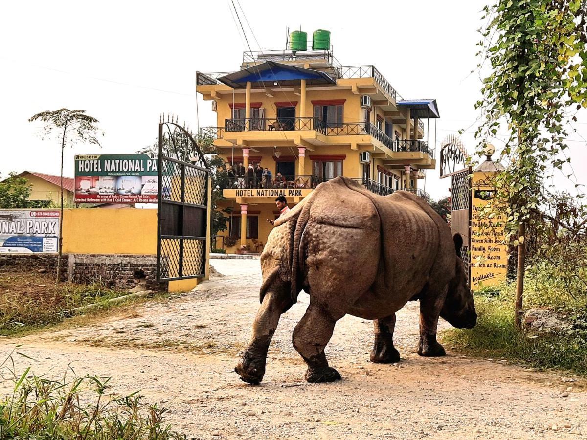 Hotel National Park Sauraha- Homely Stay And Peaceful Location Exterior photo