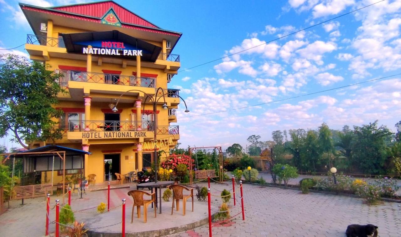 Hotel National Park Sauraha- Homely Stay And Peaceful Location Exterior photo